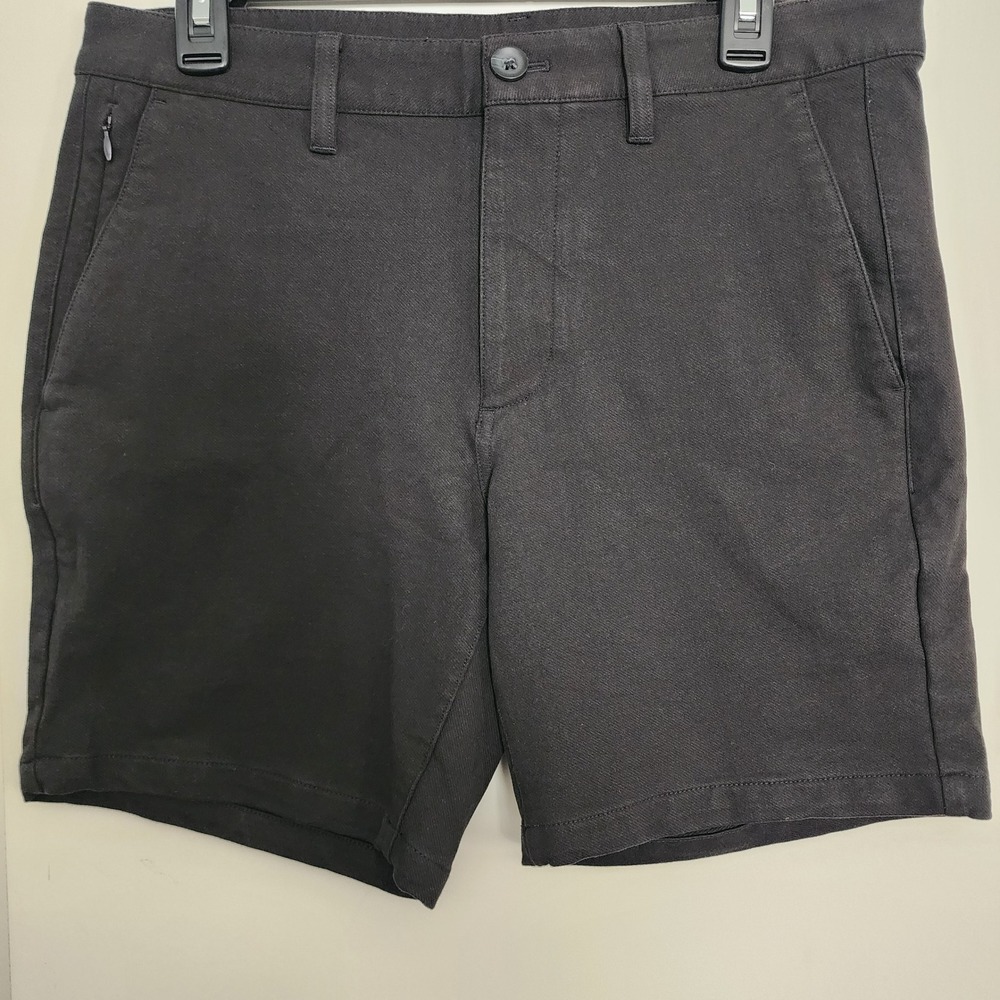 True Classic Chino Shorts Mens 32 Black Excellent Stretch 7 Inseam Hidden Pocket
